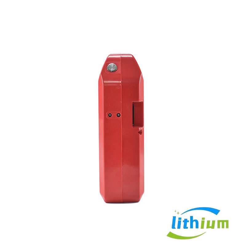 รถยกไฟฟ้า 48V แบตเตอรี่ลิเธียมไอออน สีดำ ดีไซน์แข็งแรง ทนทาน รับประกันประสิทธิภาพที่สม่ำเสมอในการใช้งานในอุตสาหกรรม